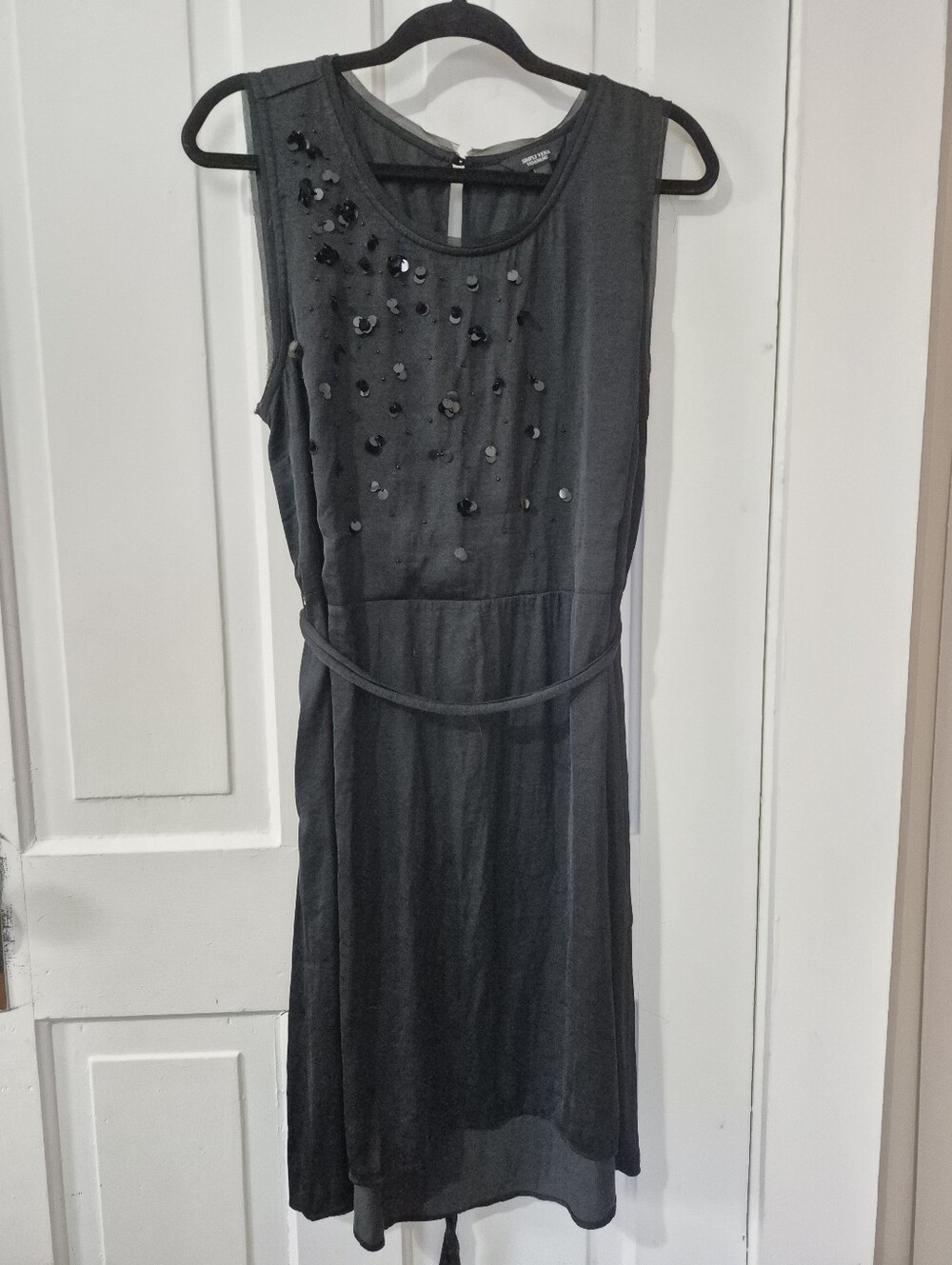 Simply Vera Vera Wang Black Sleeveless Sequin Dress